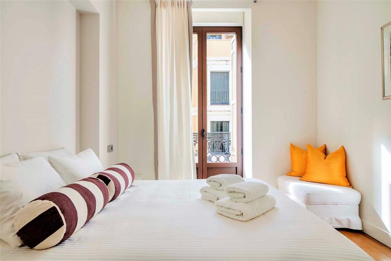 Sebastian Souviron Suites In Malaga By Solaga Holiday Homes Eksteriør billede
